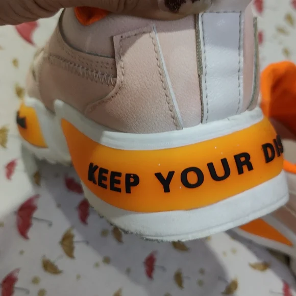 Super funky shoes - Picture 4 of 6